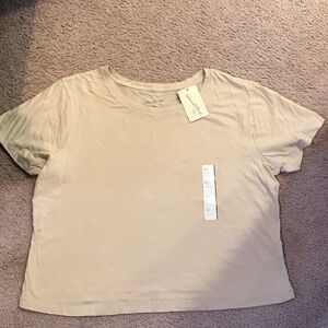 Universal Thread Beige Short Sleeve Top